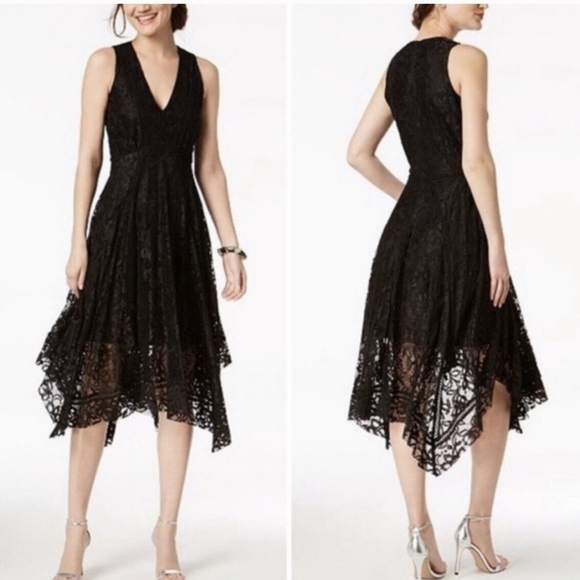 Just Taylor laced midi dress - Picture 1 of 4